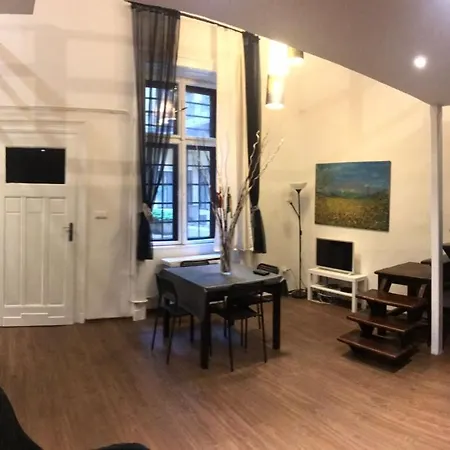 Zonaflat - Opera * Будапешт